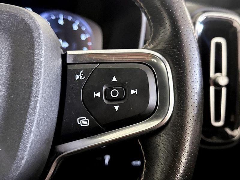 Used Volvo XC40 for sale - 76467749: Photo 19