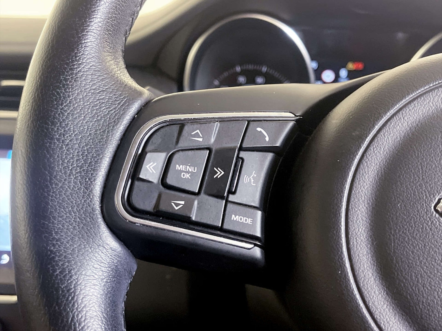 Used Jaguar E-Pace 2018 for sale - 77211738: Photo 17