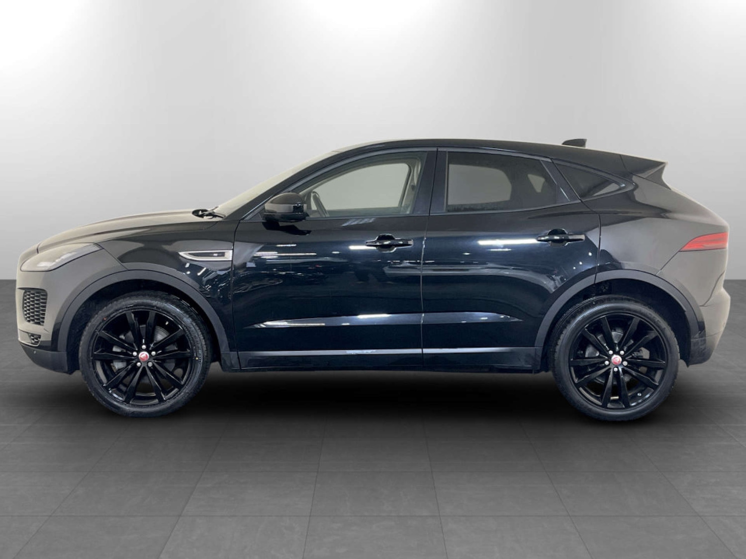 Used Jaguar E-Pace 2018 for sale - 77211738: Photo 7