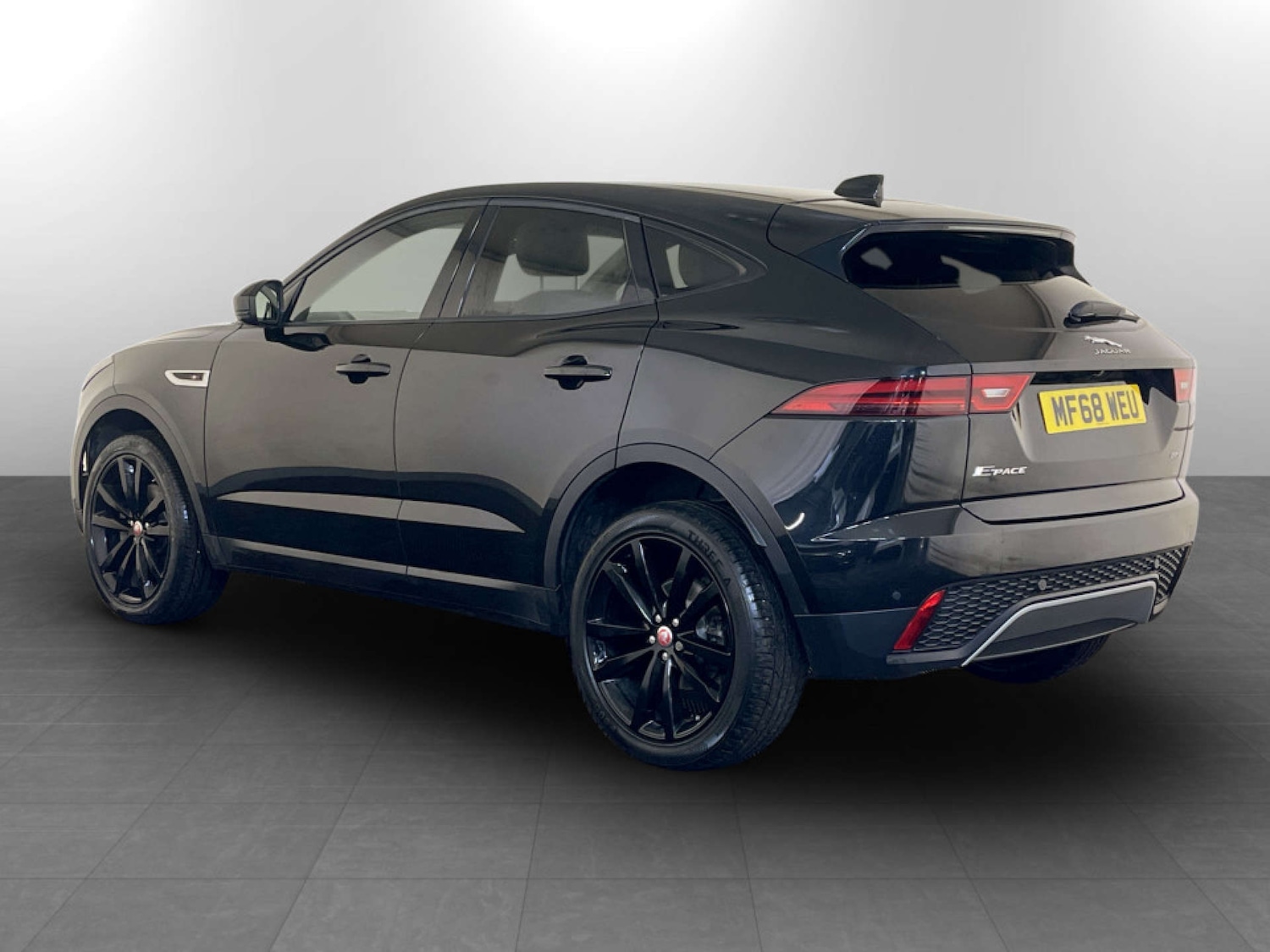 Used Jaguar E-Pace 2018 for sale - 77211738: Photo 8