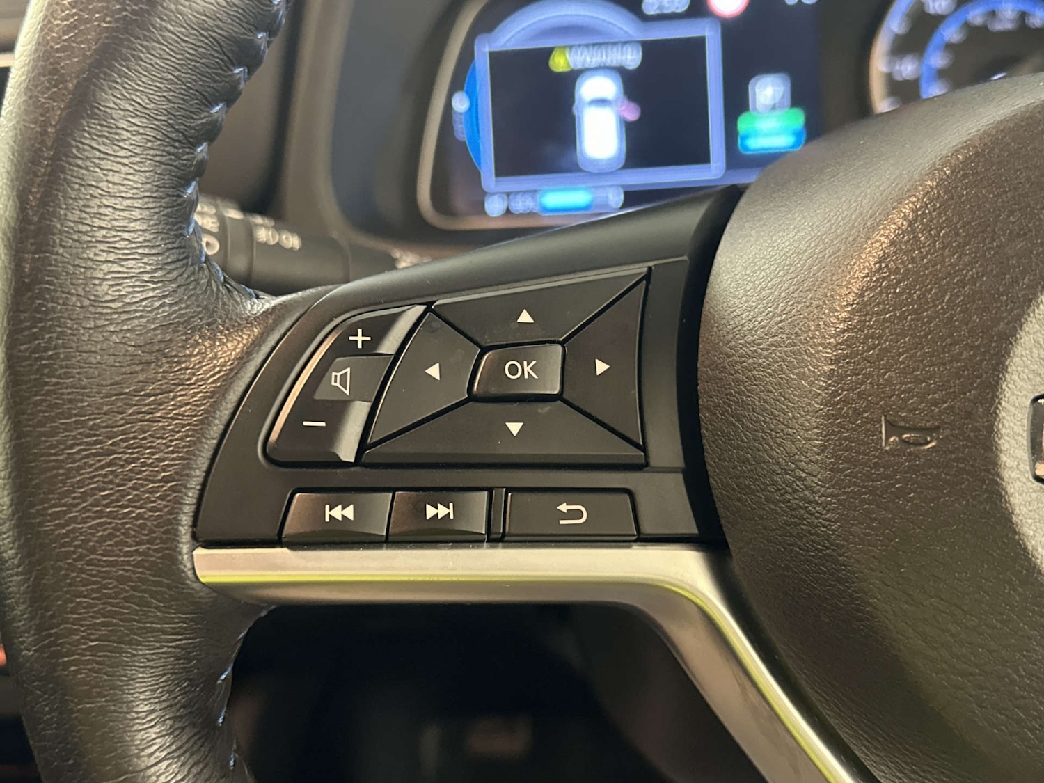 Used Nissan Leaf 2021 for sale - 78031021: Photo 17