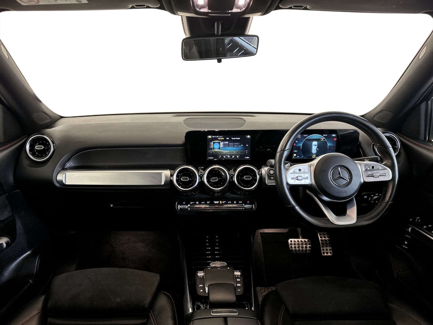 Used Mercedes-Benz GLB 2020 for sale - 77342162: Photo 3