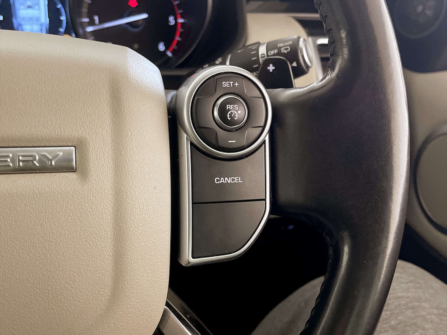 Used Land Rover Discovery 2018 for sale - 77380677: Photo 21