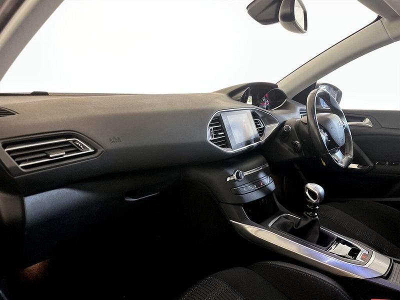 Used Peugeot 308 2019 for sale - 76488600: Photo 12