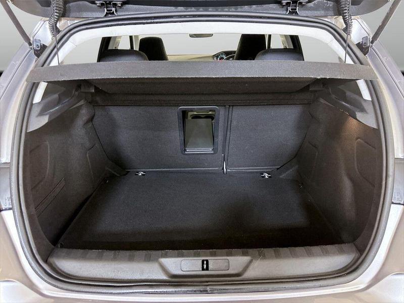 Used Peugeot 308 2019 for sale - 76488600: Photo 16