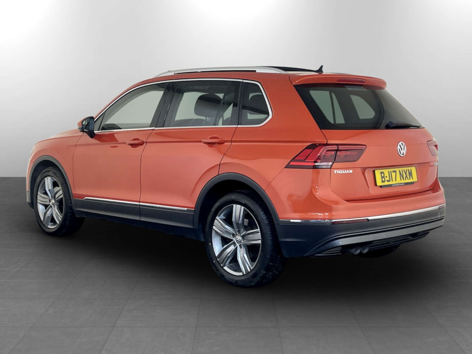 Used Volkswagen Tiguan 2017 for sale - 77185296: Photo 8