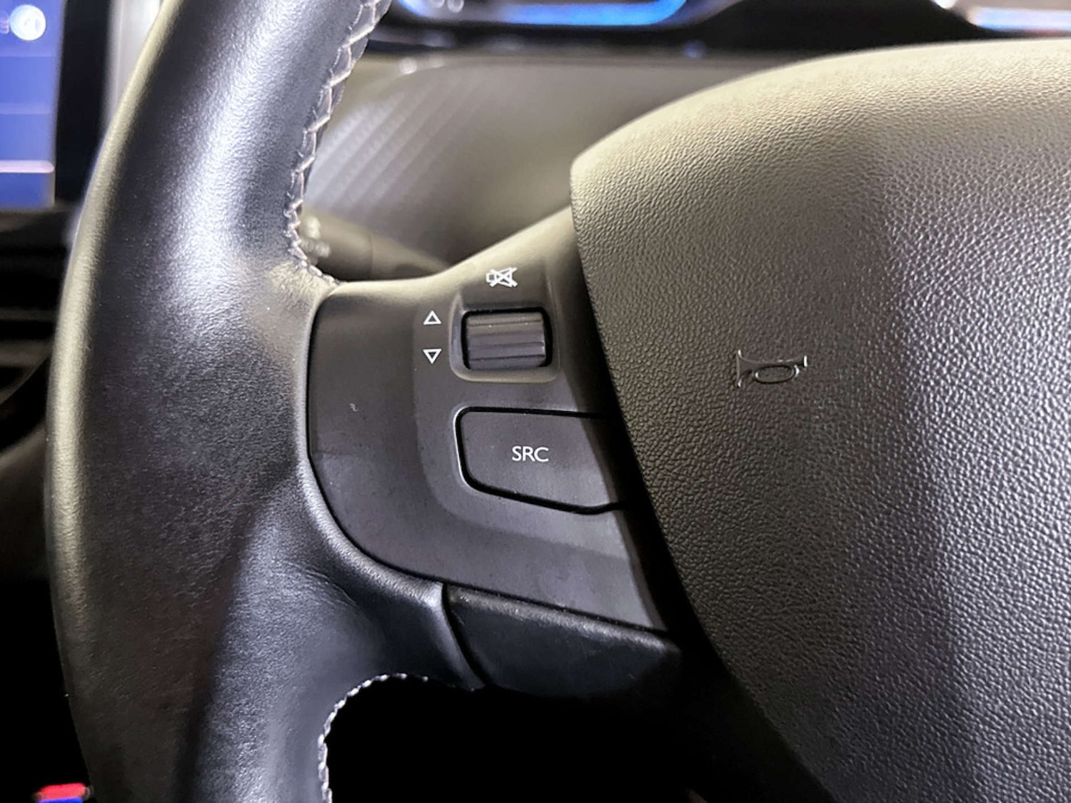 Used Peugeot 2008 2019 for sale - 77326083: Photo 18