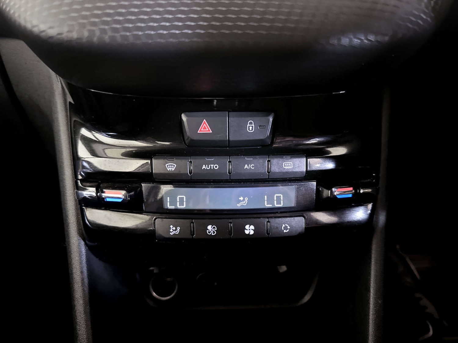 Used Peugeot 2008 2019 for sale - 77326083: Photo 26