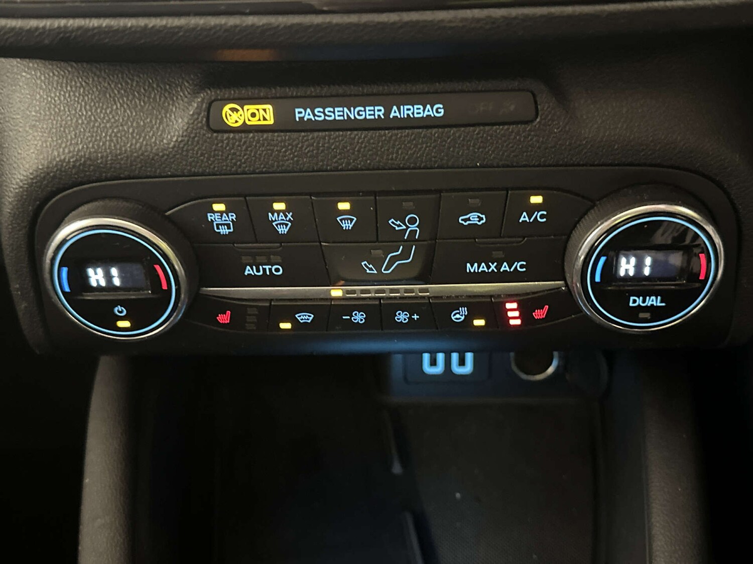 Used Ford Focus 2022 for sale - 77906908: Photo 25