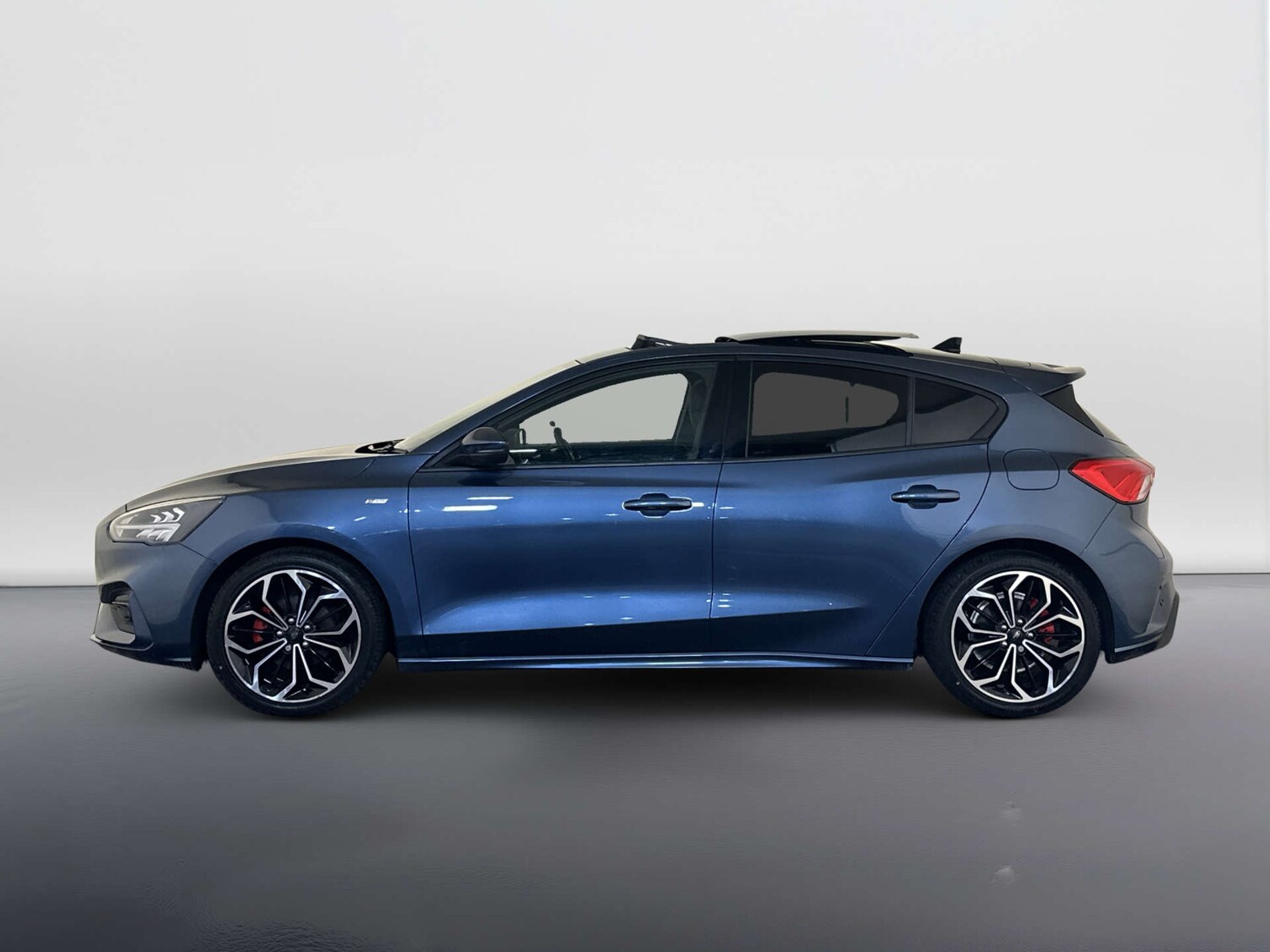 Used Ford Focus 2022 for sale - 77906908: Photo 7