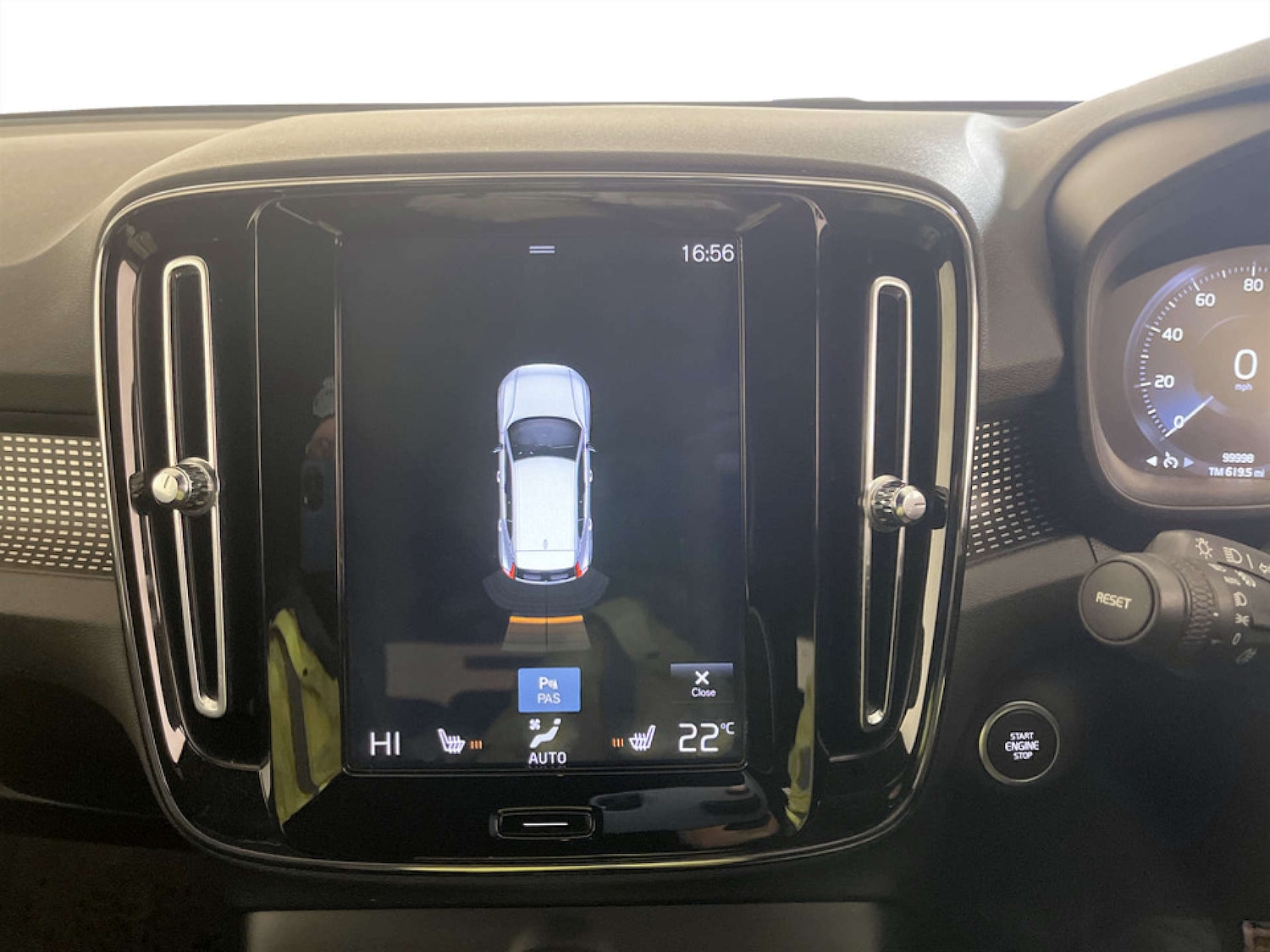 Used Volvo XC40 2019 for sale - 77609452: Photo 20