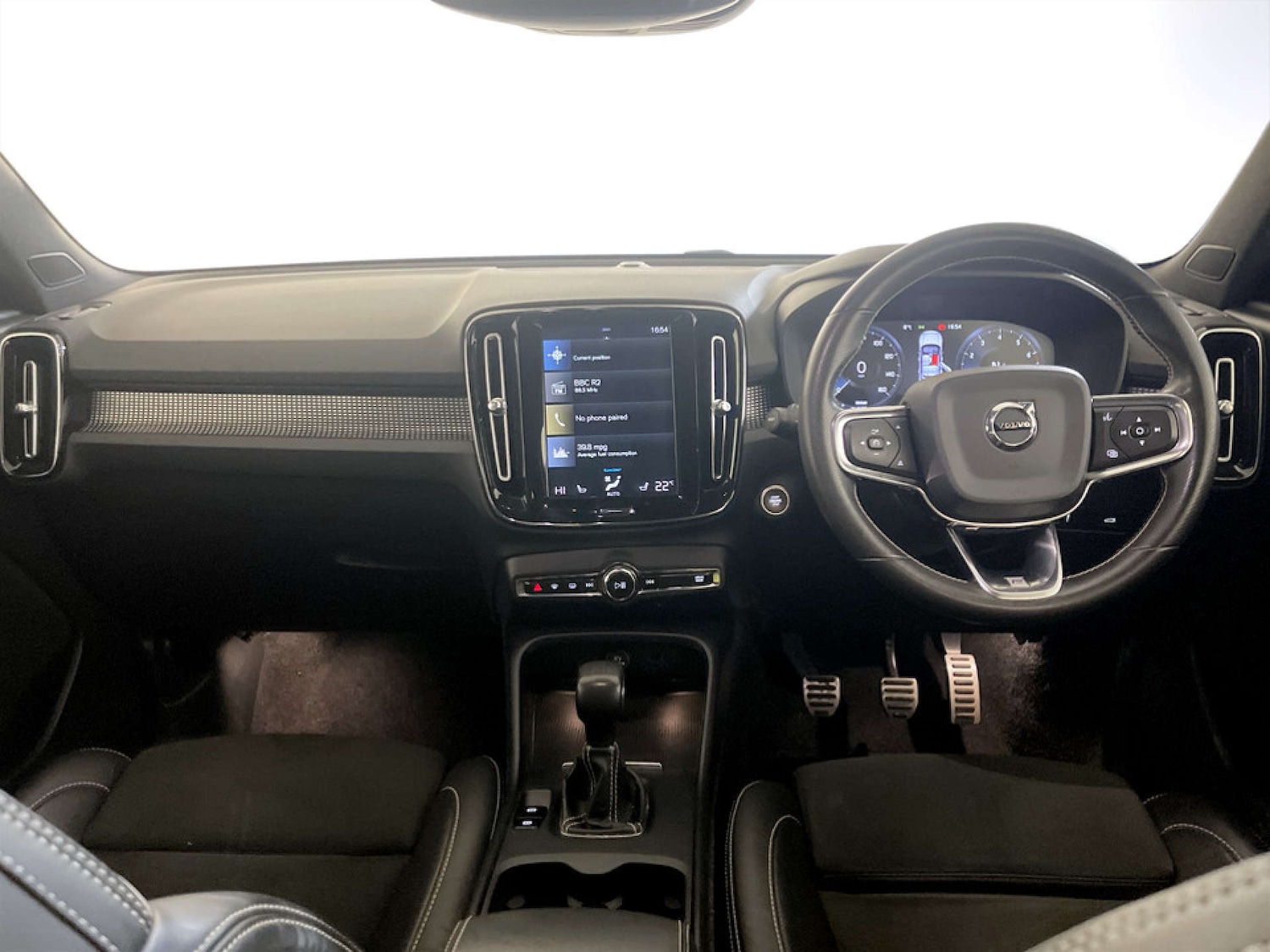 Used Volvo XC40 2019 for sale - 77609452: Photo 3