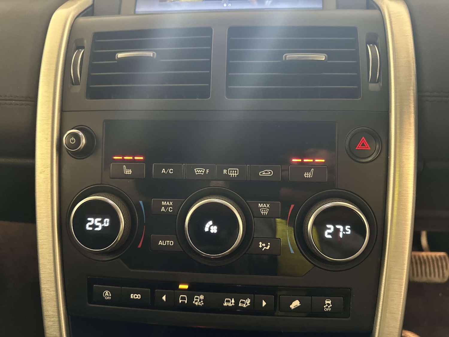 Used Land Rover Discovery Sport 2019 for sale - 77837301: Photo 25