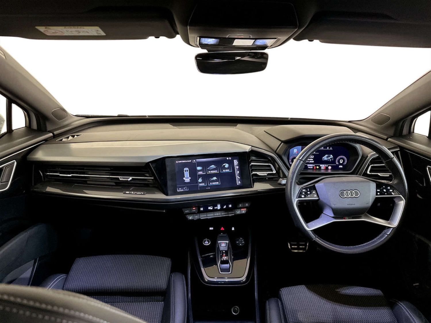 Used Audi Q4 e-tron 2022 for sale - 77342197: Photo 3