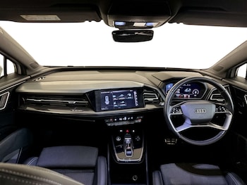 Used Audi Q4 e-tron 2022 for sale - 77342197: Photo