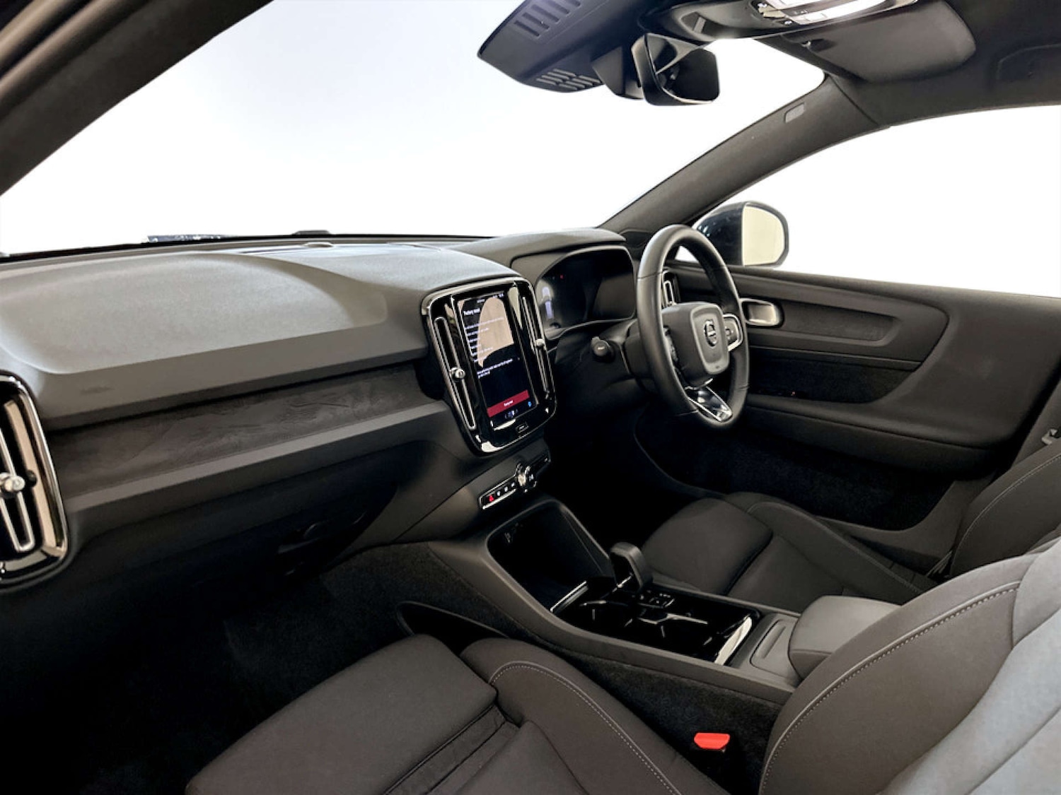 Used Volvo XC40 2022 for sale - 77422818: Photo 11