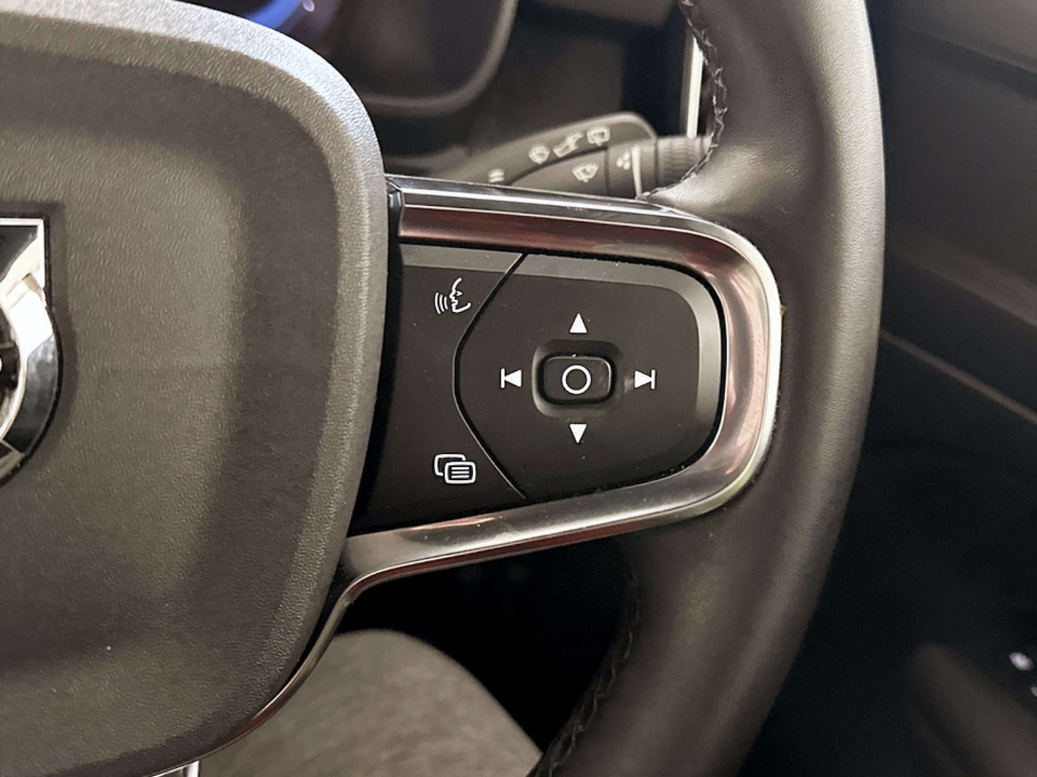 Used Volvo XC40 2022 for sale - 77422818: Photo 18