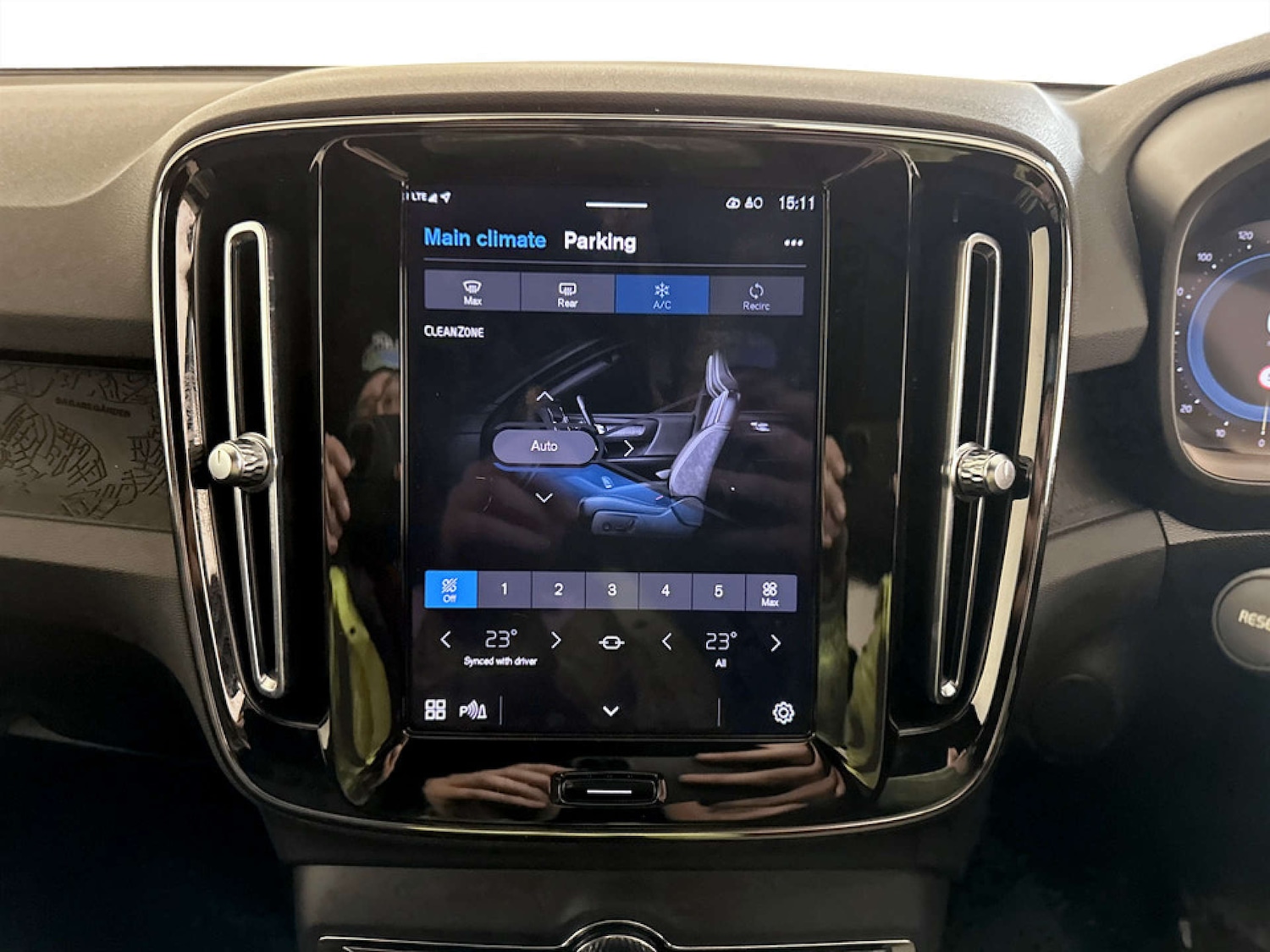 Used Volvo XC40 2022 for sale - 77422818: Photo 21