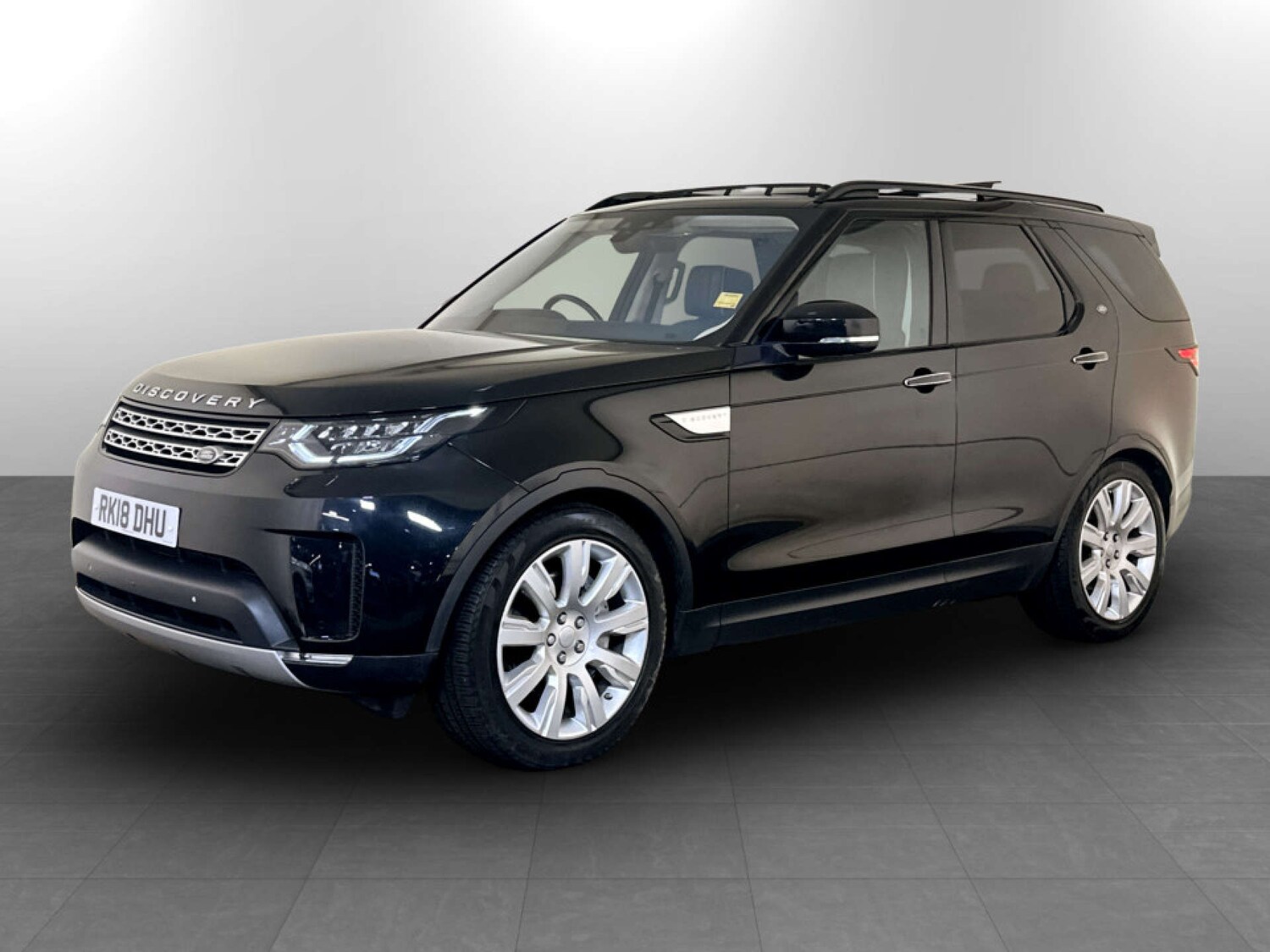 Used Land Rover Discovery 2018 for sale - 77590612: Photo 6
