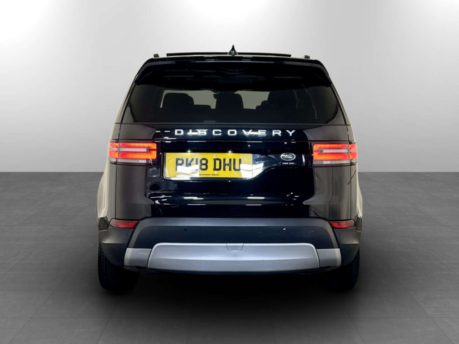 Used Land Rover Discovery 2018 for sale - 77590612: Photo 9