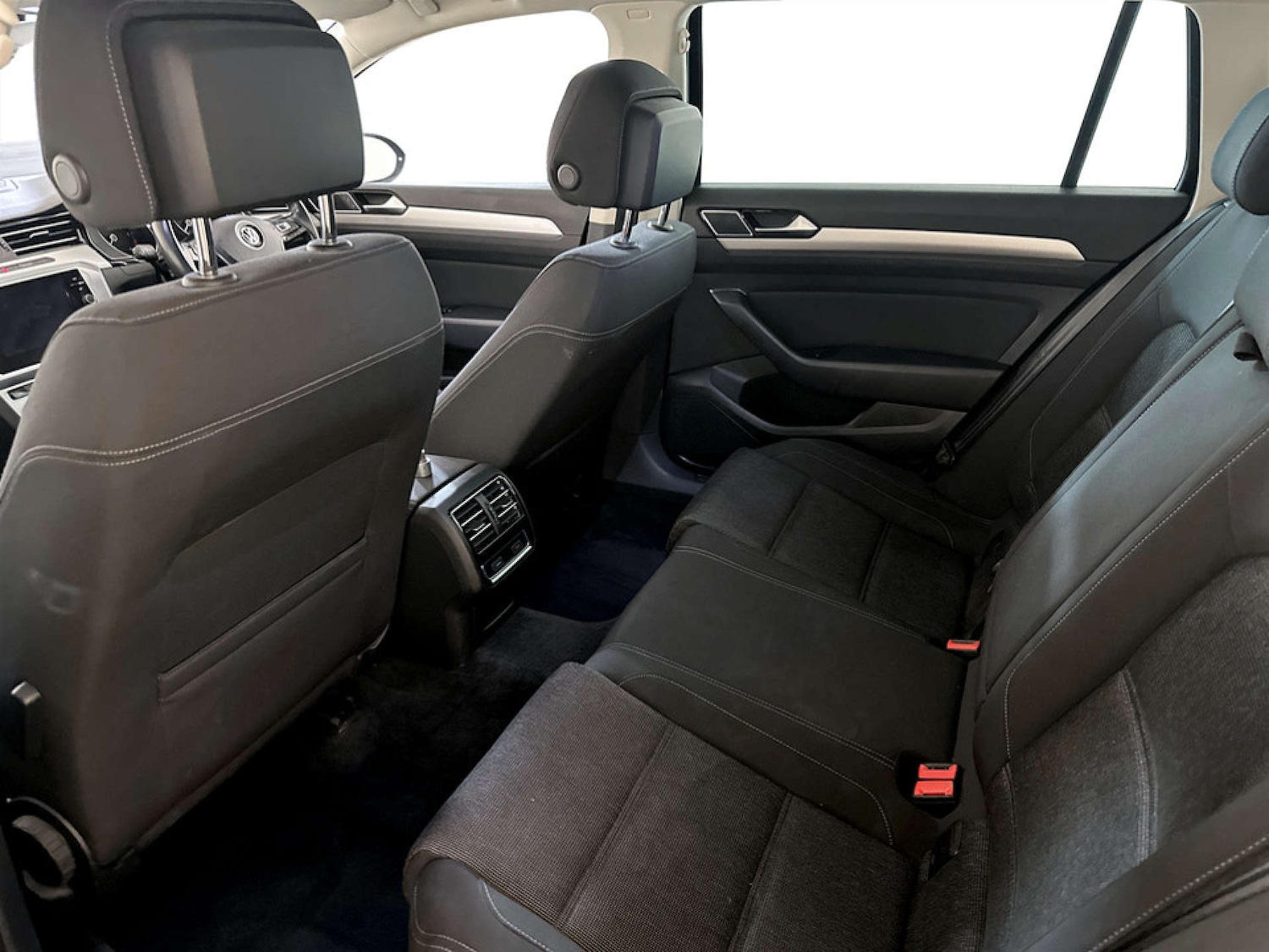 Used Volkswagen Passat 2018 for sale - 77195893: Photo 14