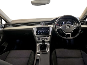 Used Volkswagen Passat 2018 for sale - 77195893: Photo