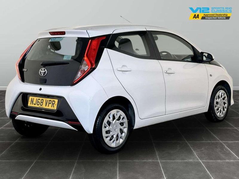 Used Toyota AYGO 2018 for sale - 76826120: Photo 10