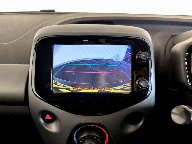 Used Toyota AYGO 2018 for sale - 76826120: Photo 20