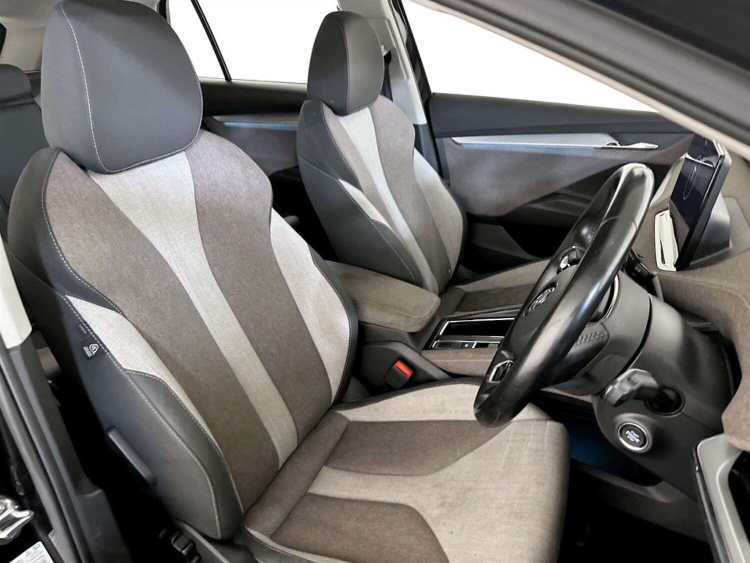 Used Skoda Enyaq 2021 for sale - 77681236: Photo 13