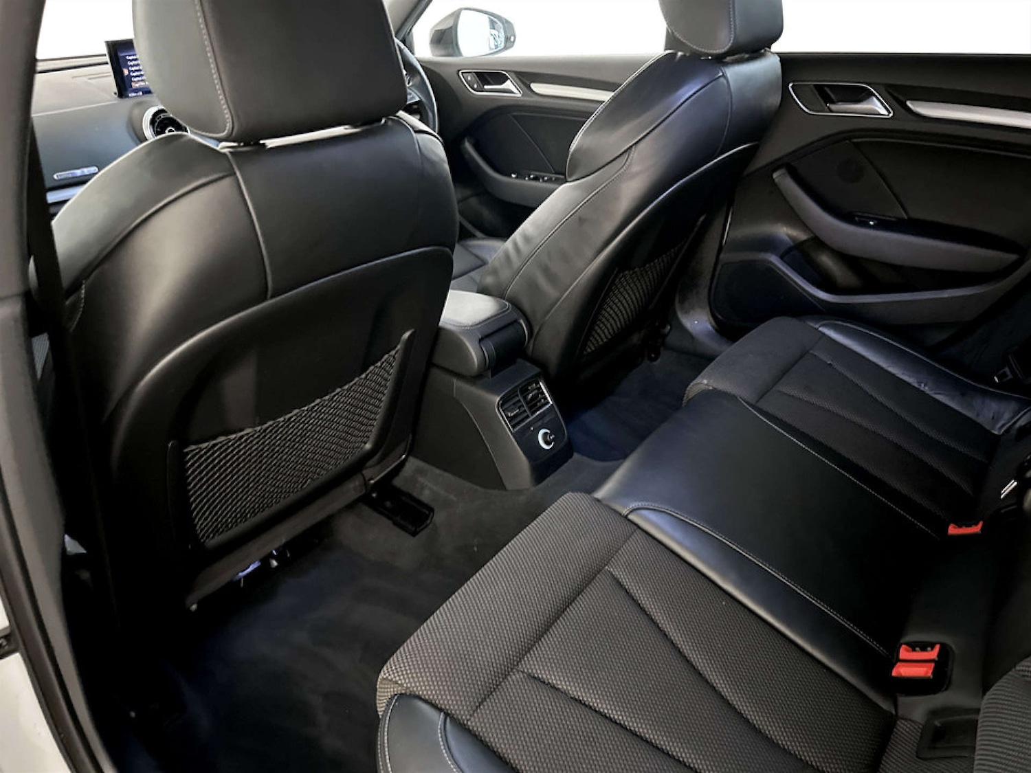 Used Audi A3 2017 for sale - 77383402: Photo 14