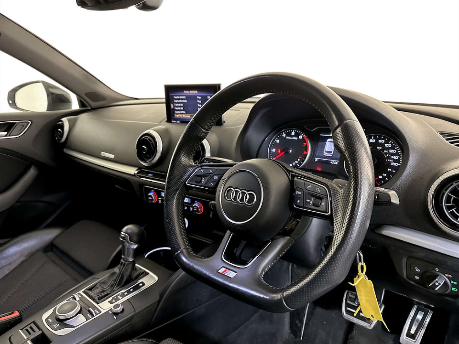 Used Audi A3 2017 for sale - 77383402: Photo 16