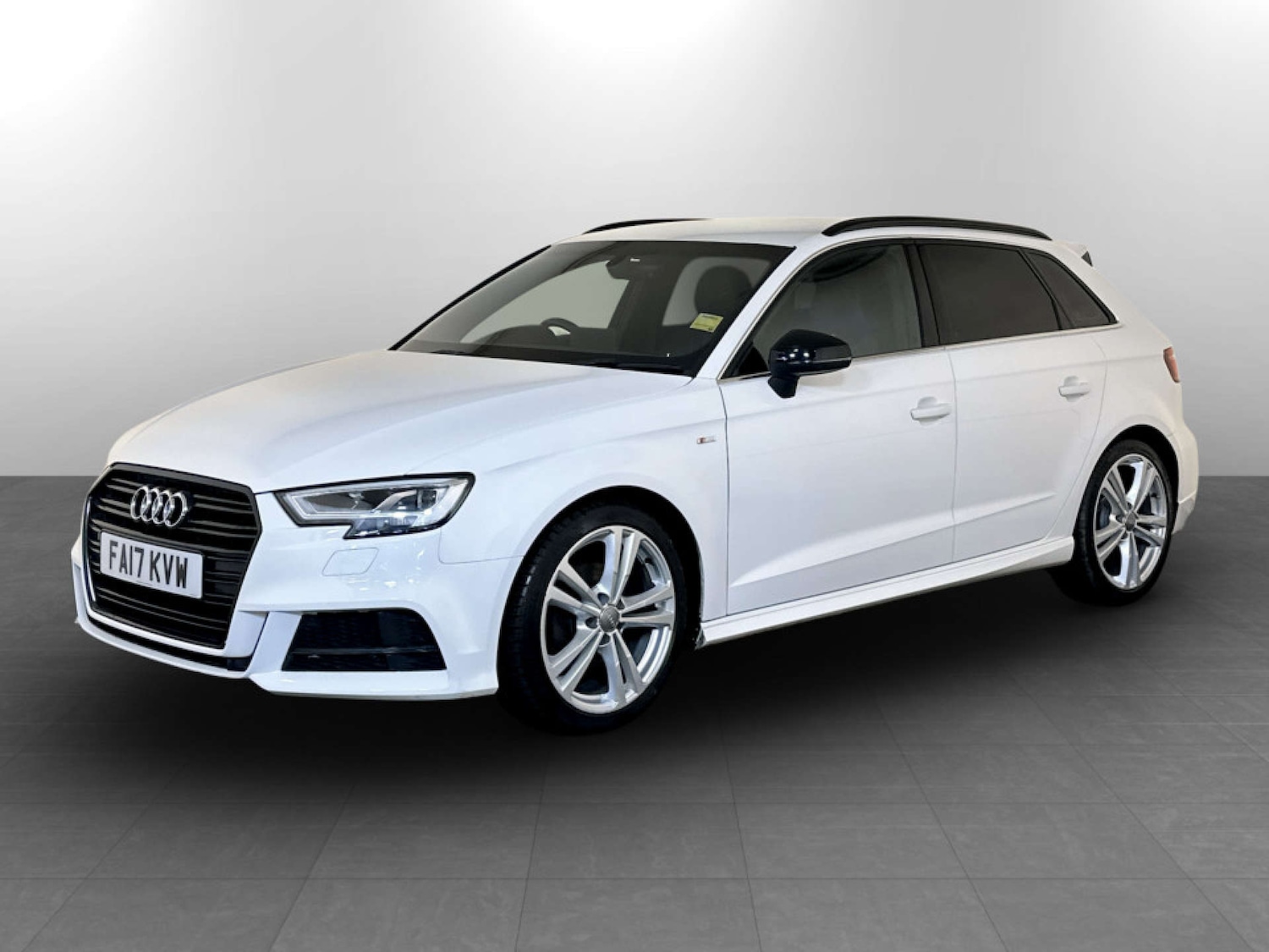 Used Audi A3 2017 for sale - 77383402: Photo 6