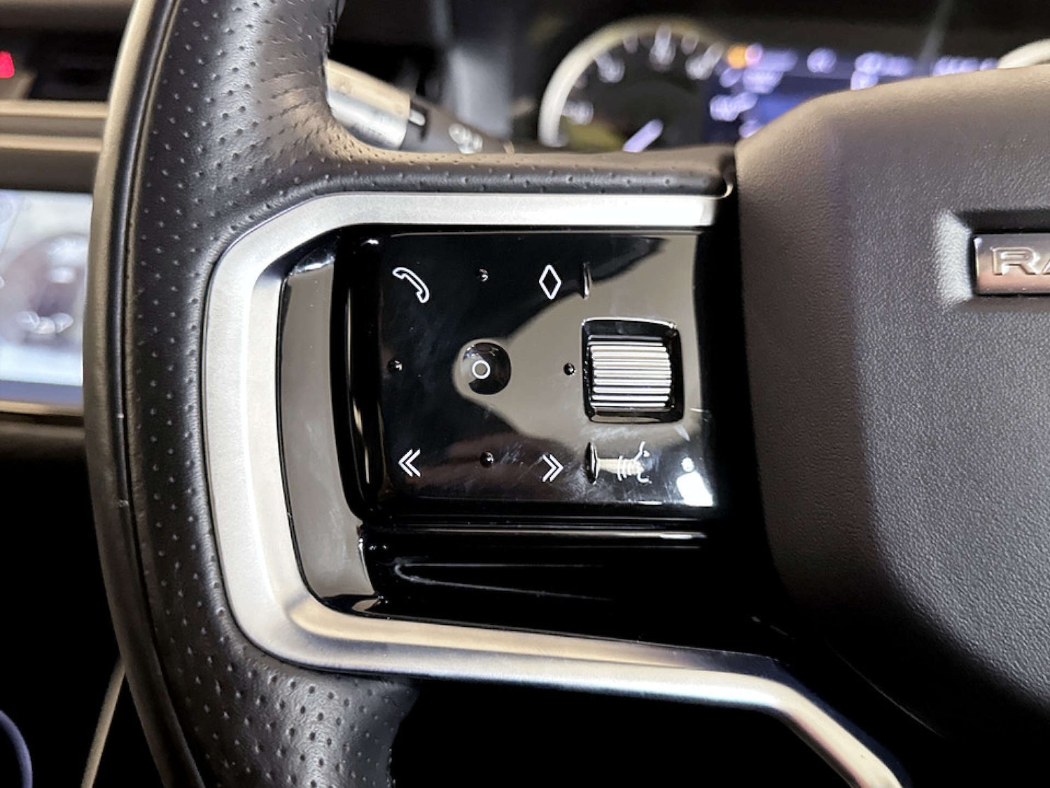 Used Land Rover Range Rover Evoque 2021 for sale - 77185120: Photo 17