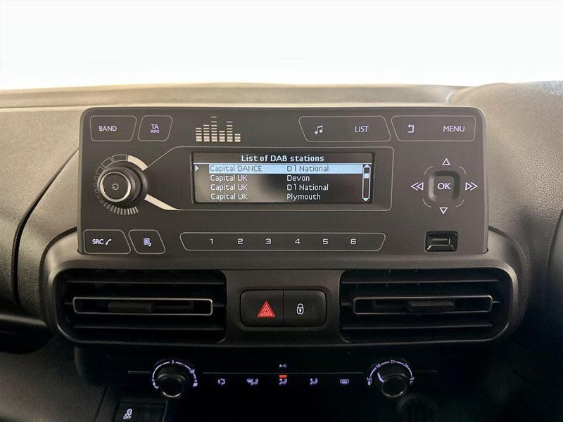 Used Vauxhall Combo Life 2022 for sale - 76412163: Photo 22