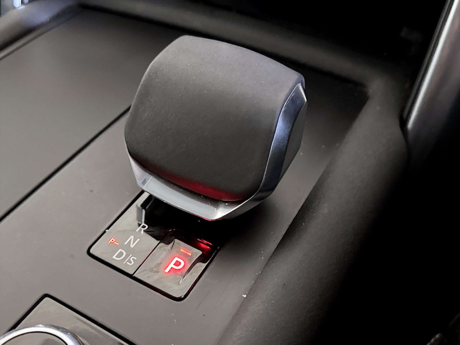 Used Land Rover Discovery 2021 for sale - 78066692: Photo 30