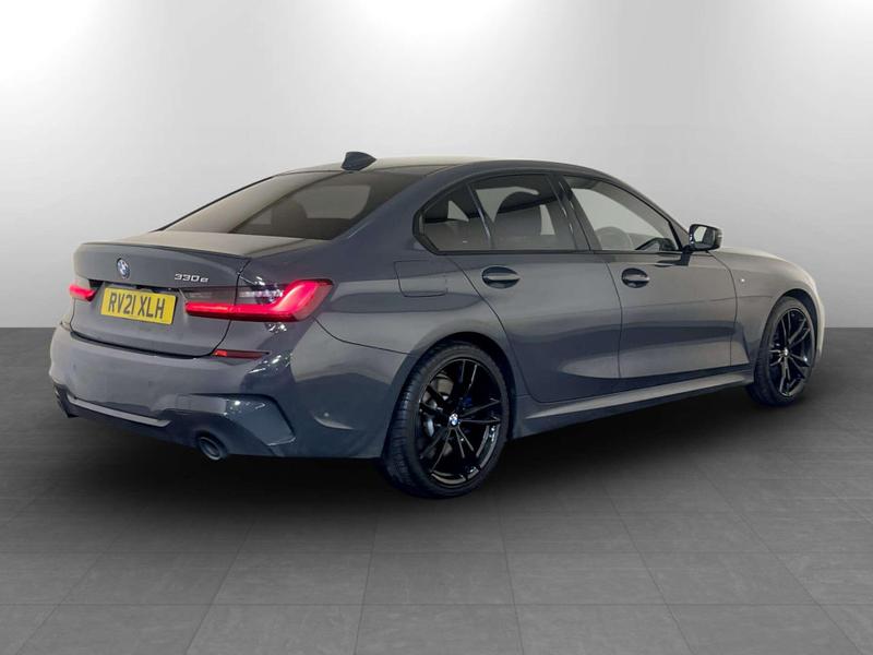 Used BMW 3 Series 2021 for sale - 77128123: Photo 10