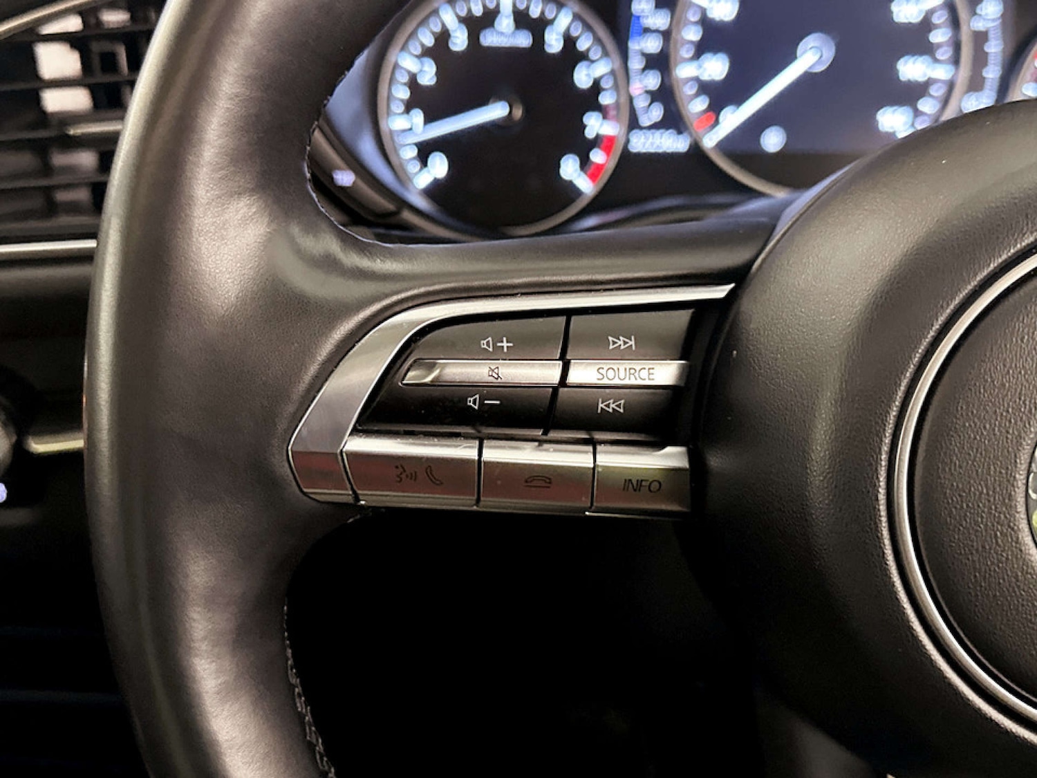 Used Mazda CX-30 2023 for sale - 77211788: Photo 17