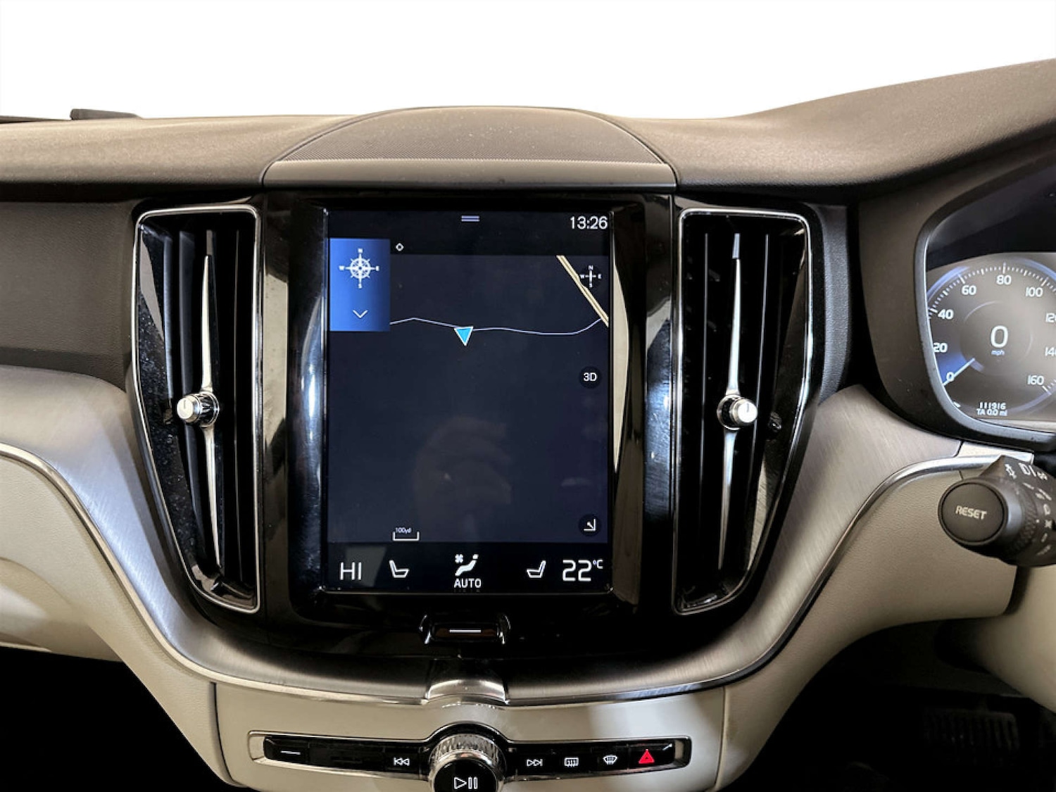 Used Volvo XC60 2018 for sale - 77523111: Photo 21