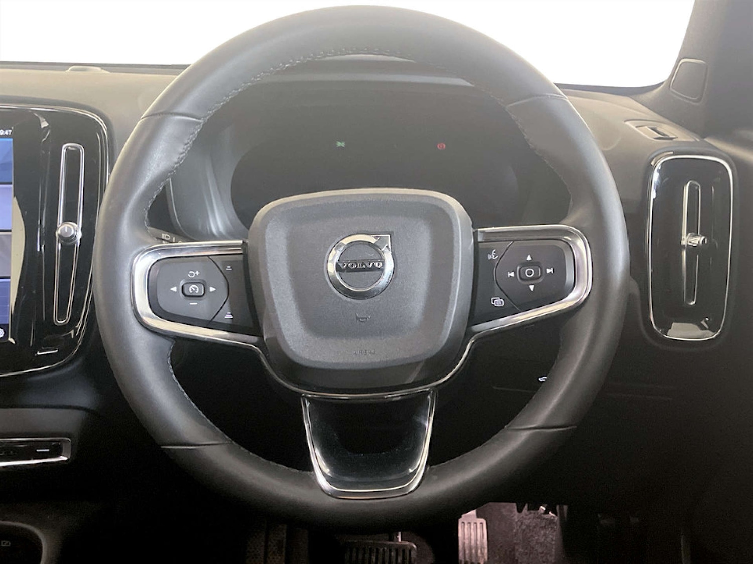 Used Volvo XC40 2022 for sale - 77535171: Photo 15