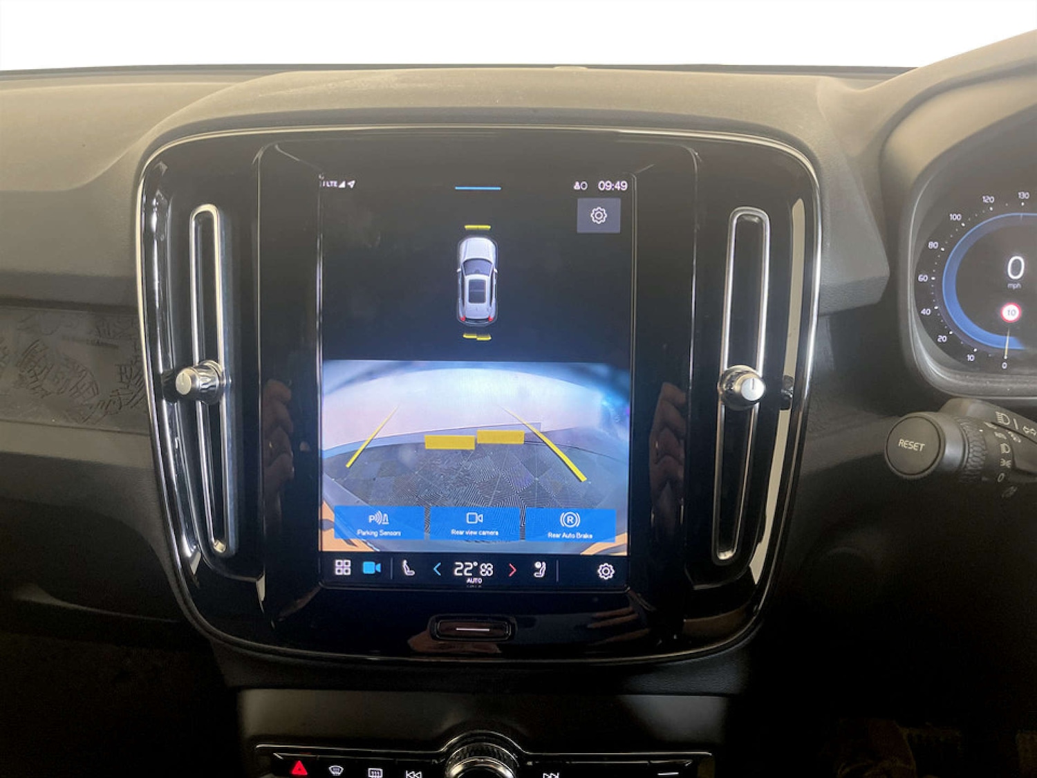 Used Volvo XC40 2022 for sale - 77535171: Photo 19