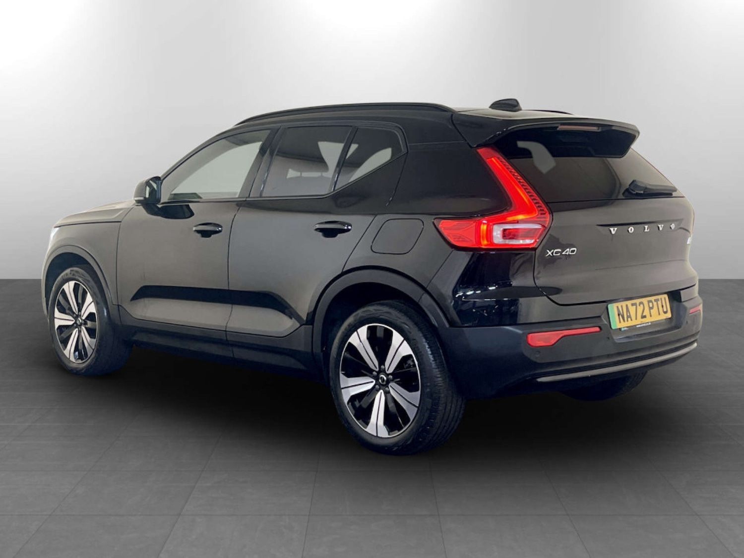 Used Volvo XC40 2022 for sale - 77535171: Photo 7