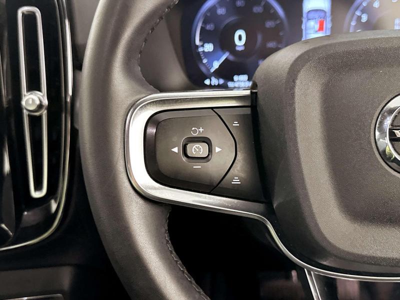 Used Volvo XC40 2022 for sale - 76908633: Photo 17