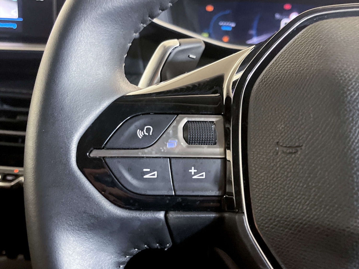 Used Peugeot 208 2021 for sale - 77342172: Photo 17