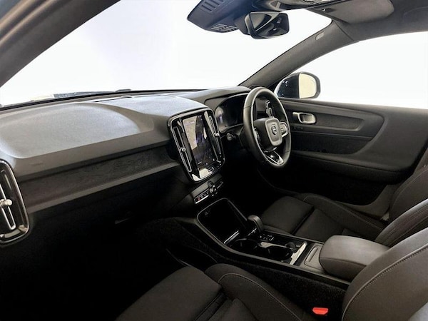 Used Volvo XC40 2022 for sale - 76209429: Photo 12