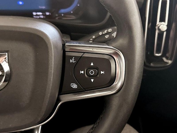 Used Volvo XC40 2022 for sale - 76209429: Photo 19