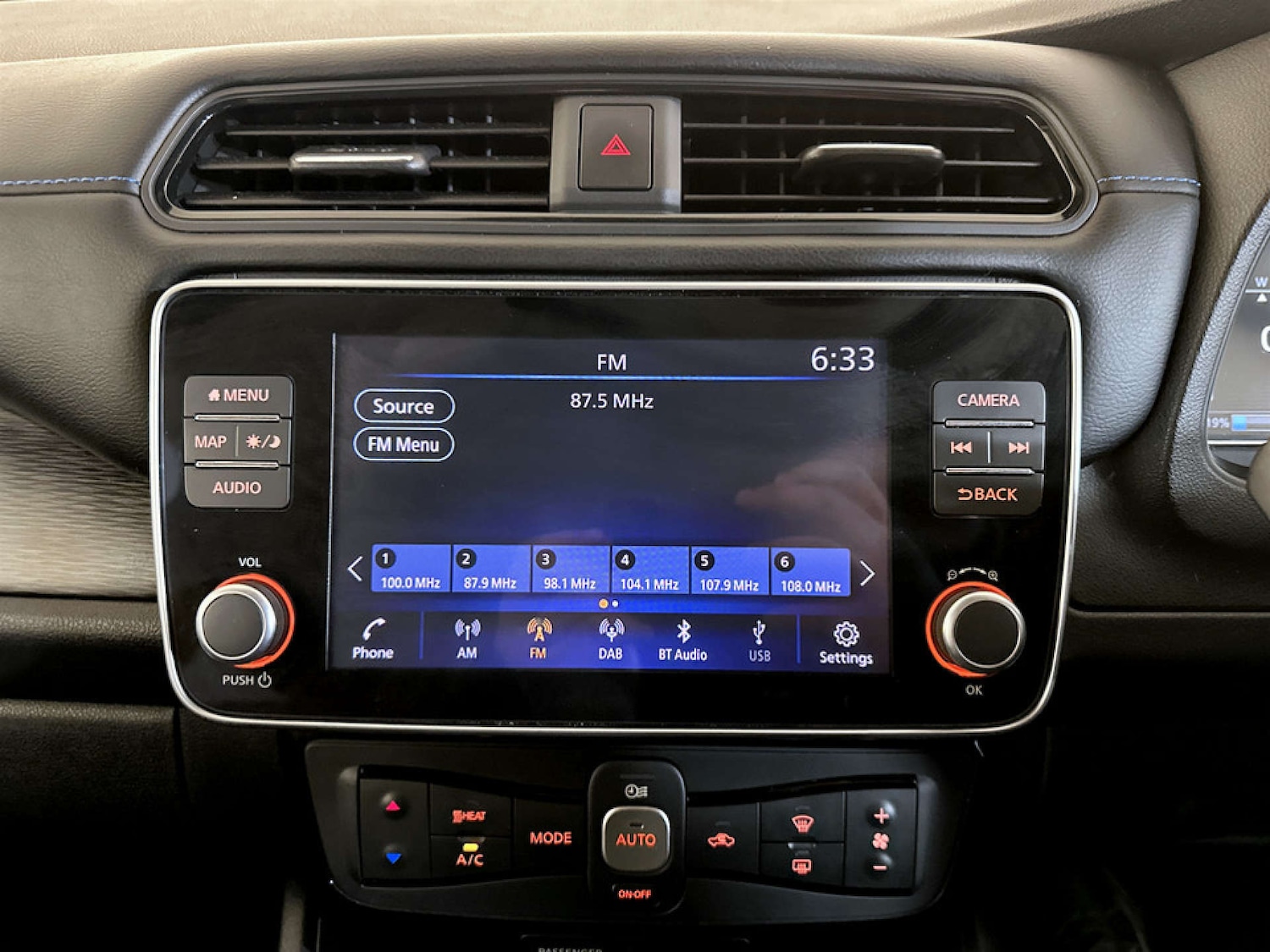 Used Nissan Leaf 2020 for sale - 77357555: Photo 24