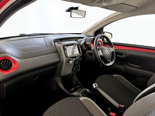 Used Toyota AYGO 2020 for sale - 76222627: Photo 12