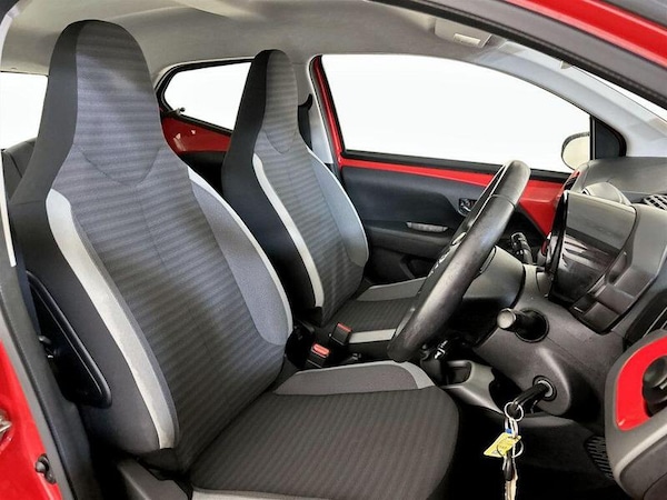 Used Toyota AYGO 2020 for sale - 76222627: Photo 13
