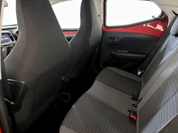 Used Toyota AYGO 2020 for sale - 76222627: Photo 14