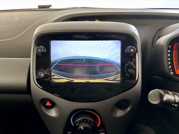 Used Toyota AYGO 2020 for sale - 76222627: Photo 20